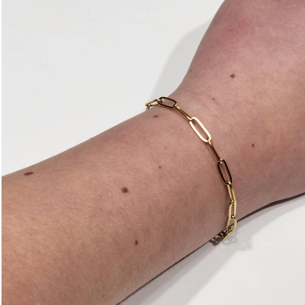 Beautiful Gold Plated‎ Paperclip Bracelet 7 inches - Picture 4 of 4